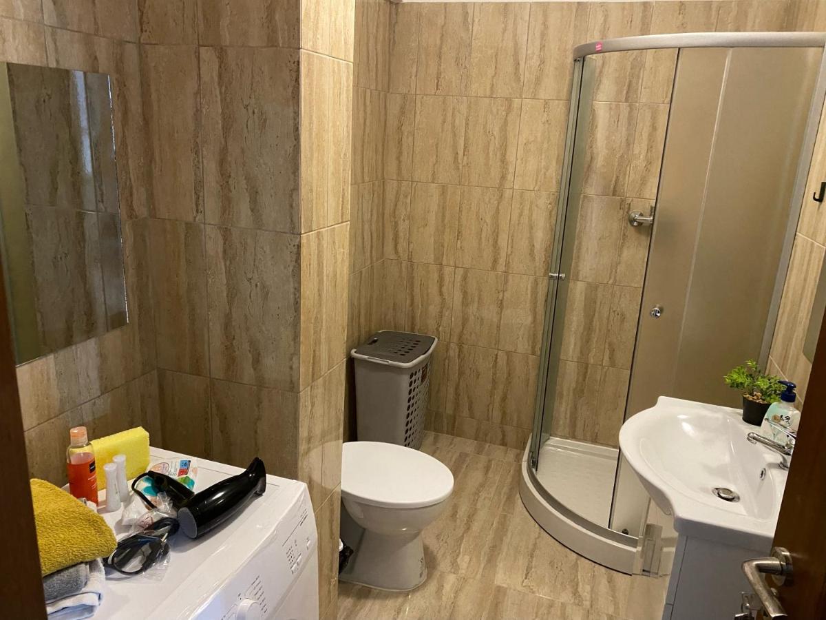 Mall Luxury Apartments Bacau Bagian luar foto