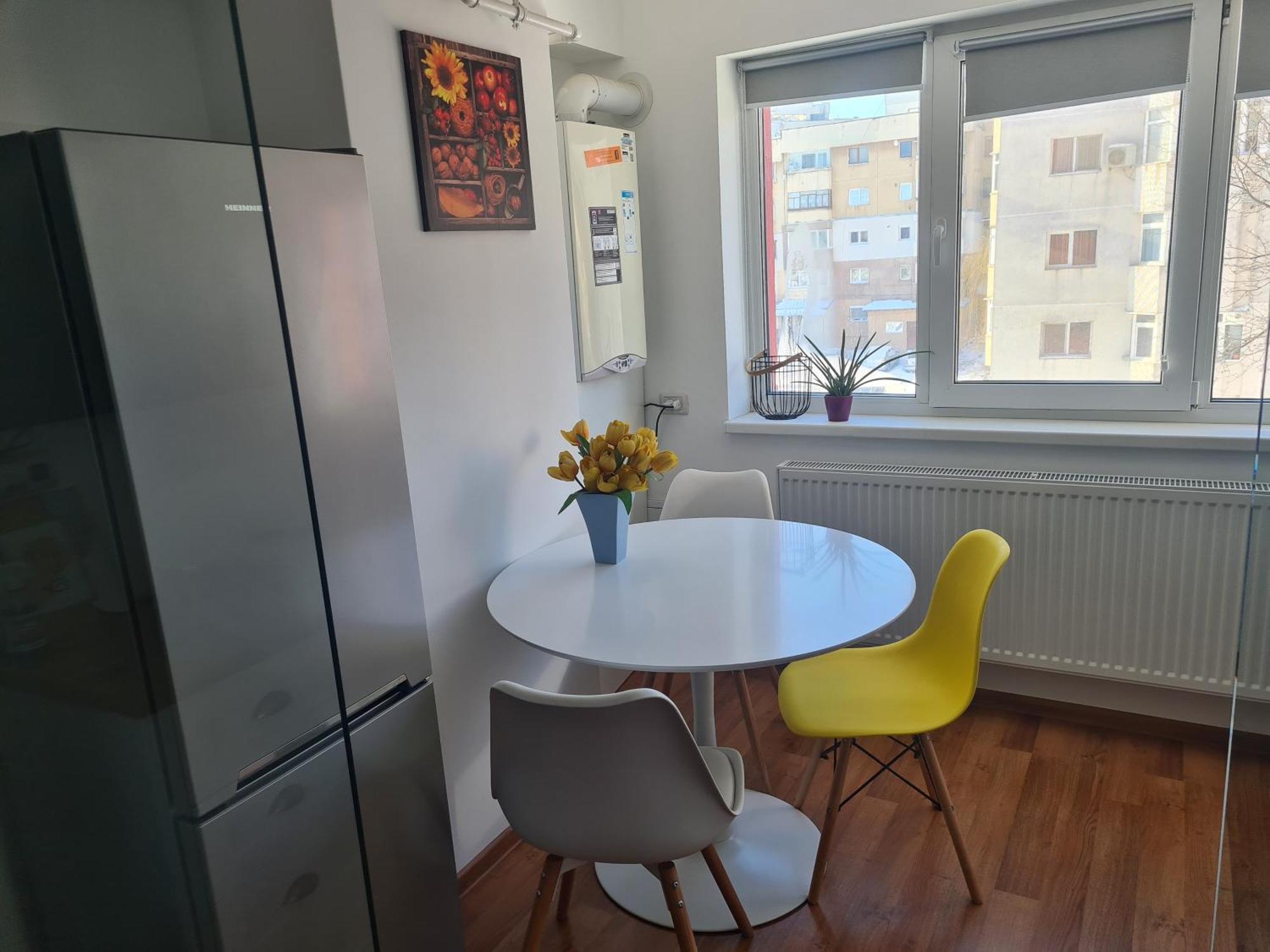 Mall Luxury Apartments Bacau Bagian luar foto