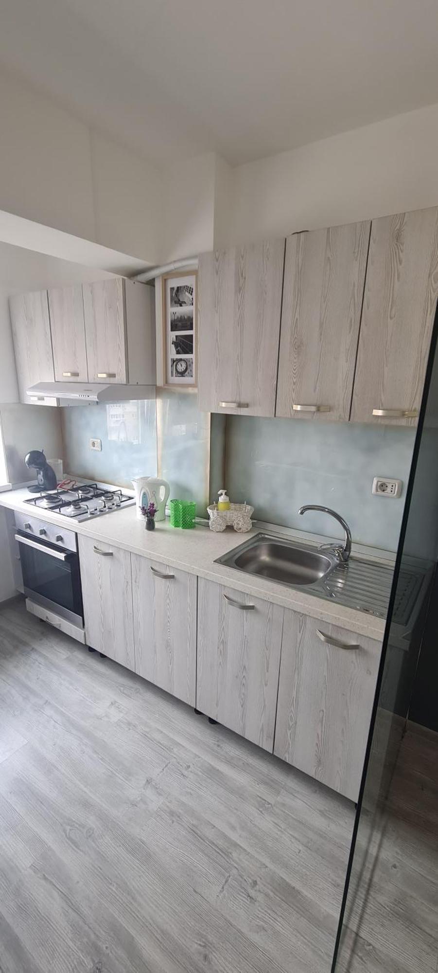 Mall Luxury Apartments Bacau Bagian luar foto