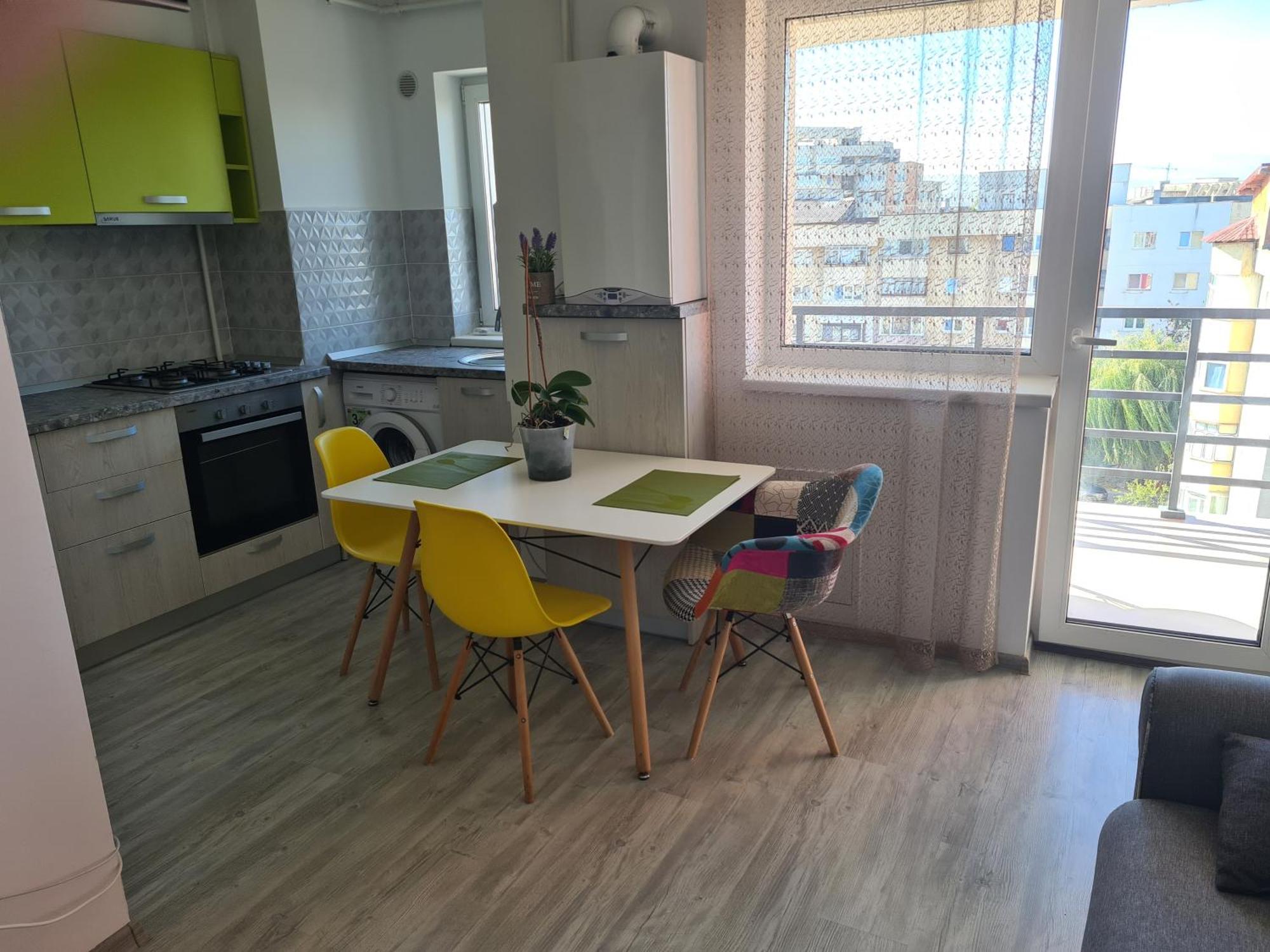 Mall Luxury Apartments Bacau Bagian luar foto